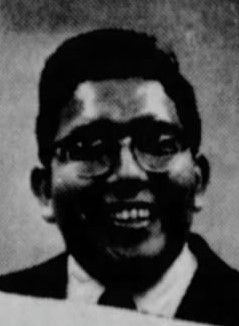 Photo of William Vann Flores